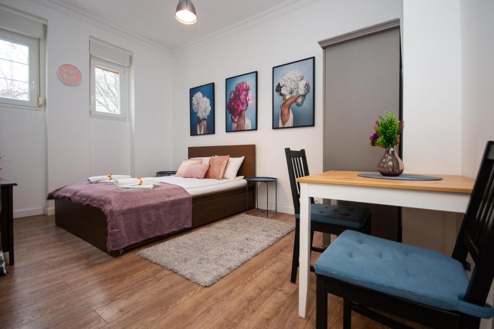 Downtown Star Apartment Βελιγράδι Δωμάτιο φωτογραφία